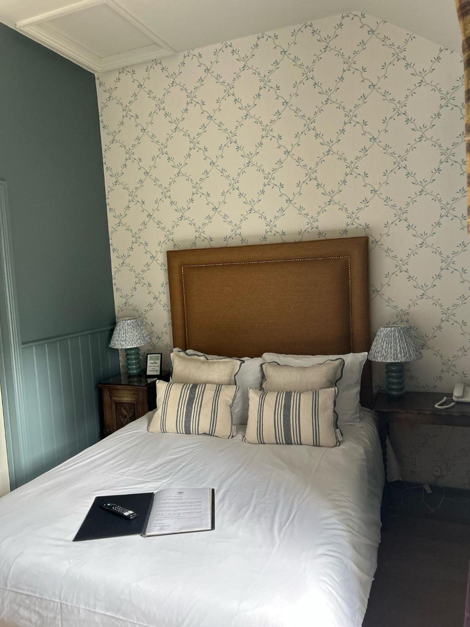 Ravenwood Hall Hotel Bury St. Edmunds Kültér fotó